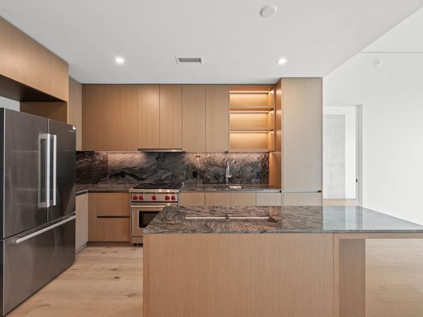 610 Davis ST, Unit 3303, Austin, TX 78701