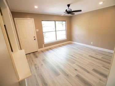 3539 S Ewing Avenue , Dallas, TX 75216