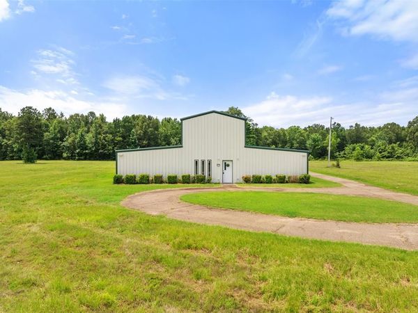 672 County Road 4960 , Pittsburg, TX 75686