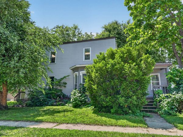903 E 2nd Avenue, Brodhead, WI 53520