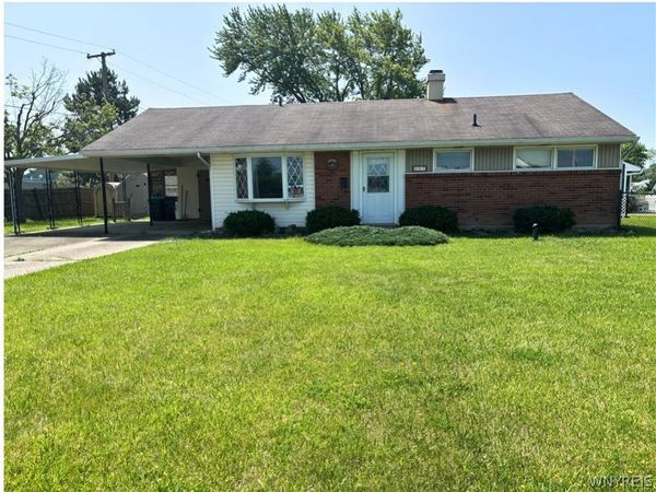 97 Schwegler Road , Grand Island, NY 14072