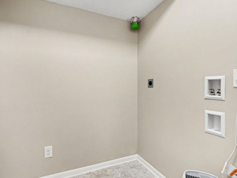 9901 Regatta Drive, Unit 105, Colerain Township, OH 45252 Photo 14