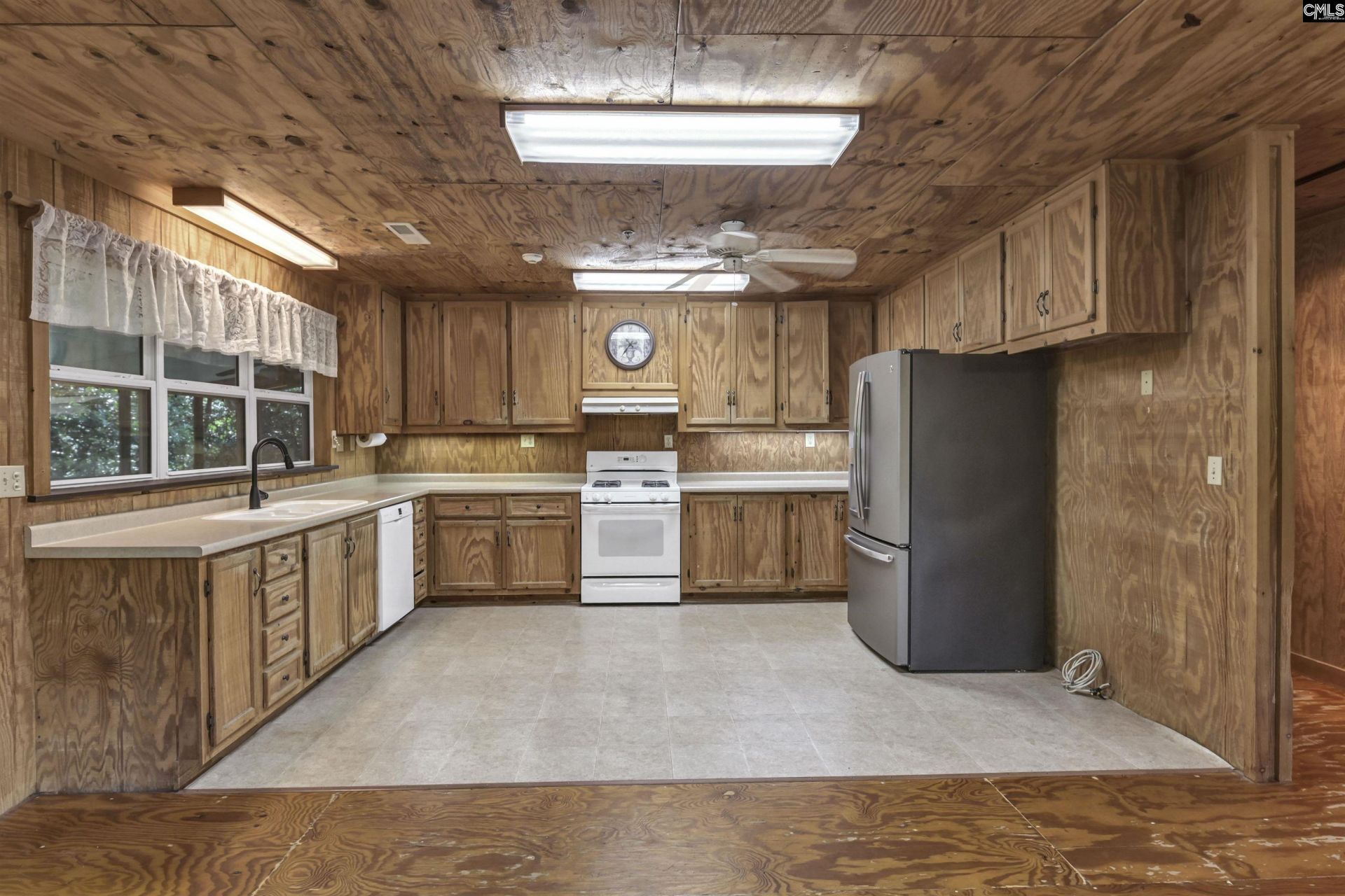 3102 Earlewood Drive  Photo 13