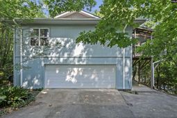 3102 Earlewood Drive  photo 4