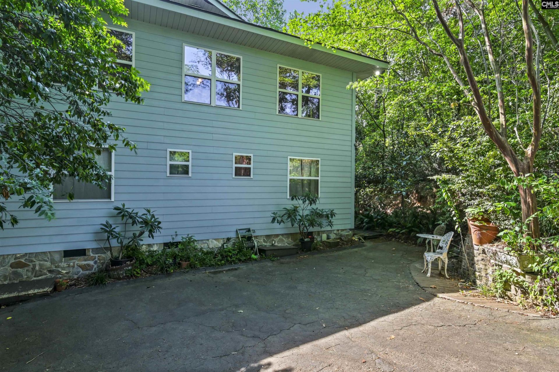 3102 Earlewood Drive  Photo 5