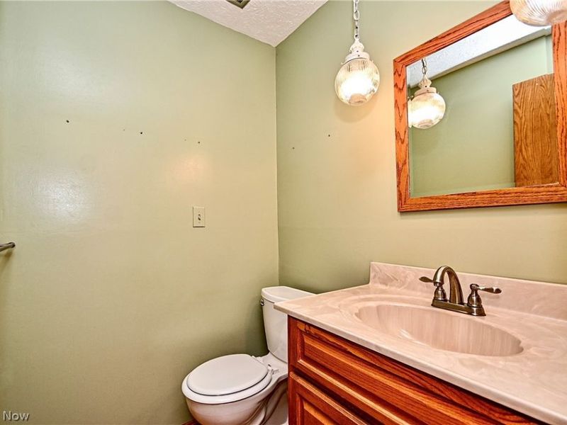 11937 Basswood Avenue NW, Uniontown, OH 44685 Photo 19