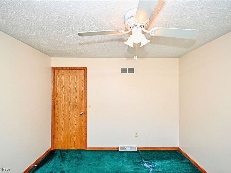 11937 Basswood Avenue NW, Uniontown, OH 44685 Photo 28