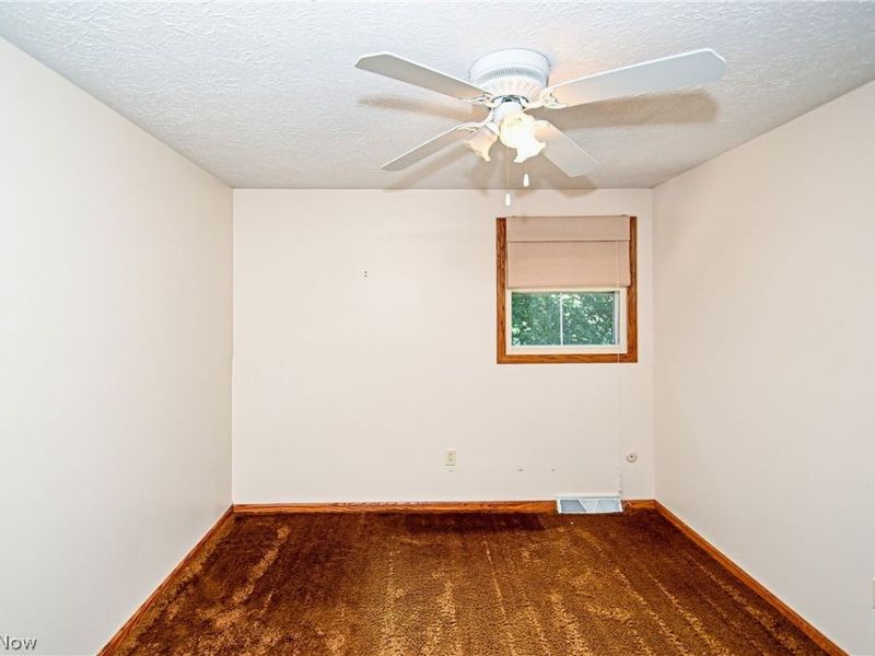 11937 Basswood Avenue NW, Uniontown, OH 44685 Photo 30
