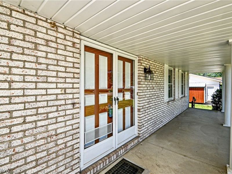 11937 Basswood Avenue NW, Uniontown, OH 44685 Photo 5