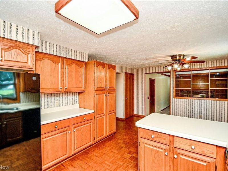 11937 Basswood Avenue NW, Uniontown, OH 44685 Photo 9
