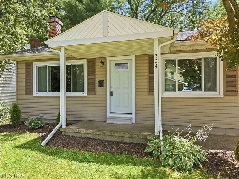 324 Superior Street, Newton Falls, OH 44444 Photo 4