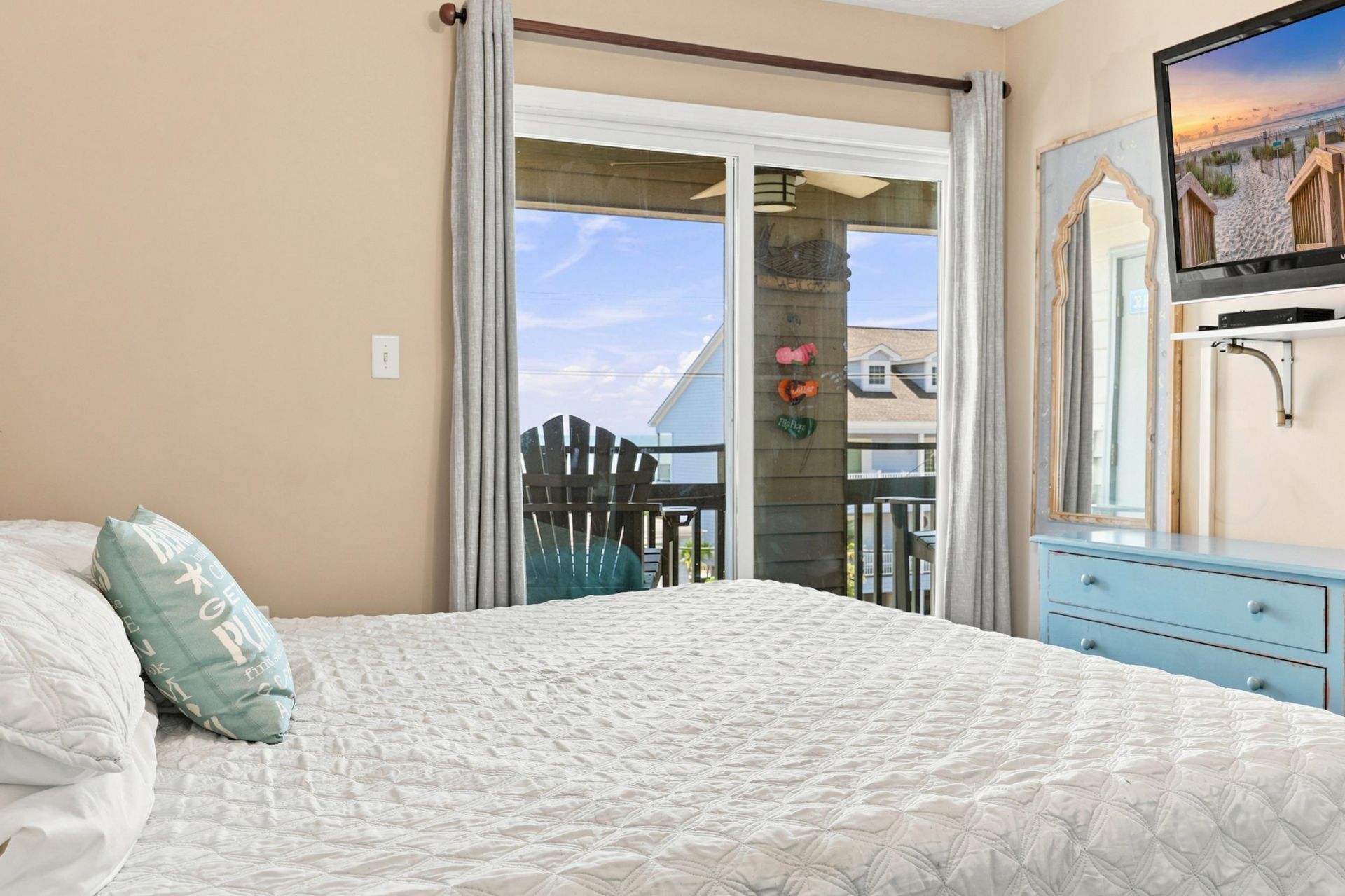 4303 N Ocean Blvd. Photo 16