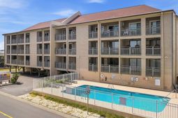 4303 N Ocean Blvd. photo 4