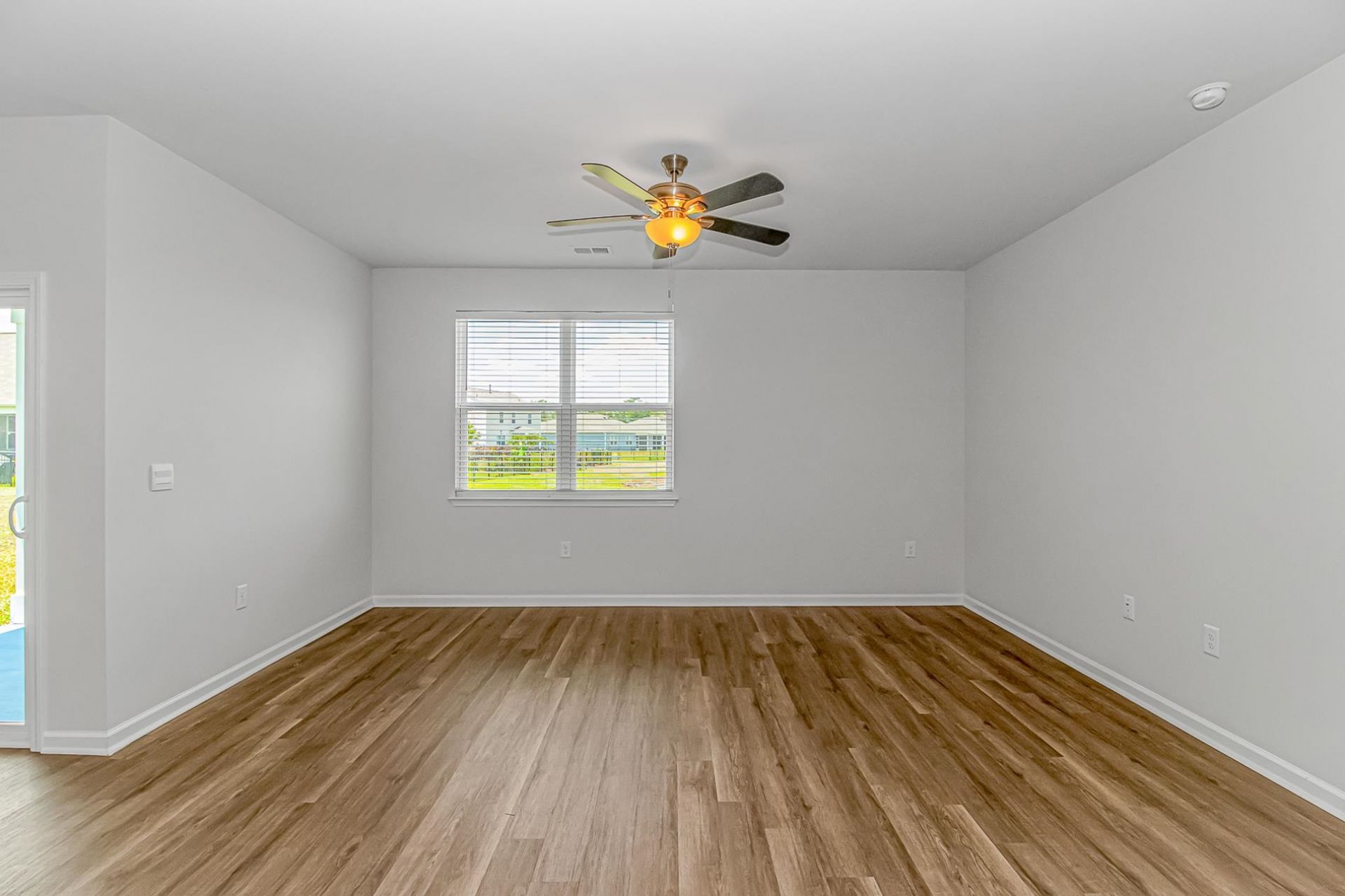 5005 Appleridge Dr. Photo 8