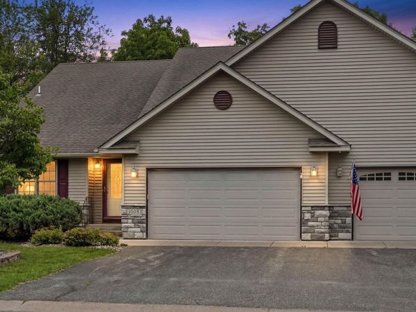 30981 Lyman Court, Lindstrom, MN 55045
