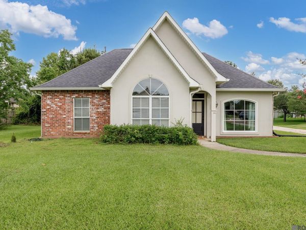 32468 Magnolia Ct, Denham Springs, LA 70706