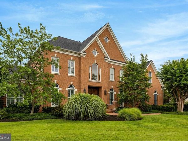 2006 LORD FAIRFAX ROAD, VIENNA, VA 22182
