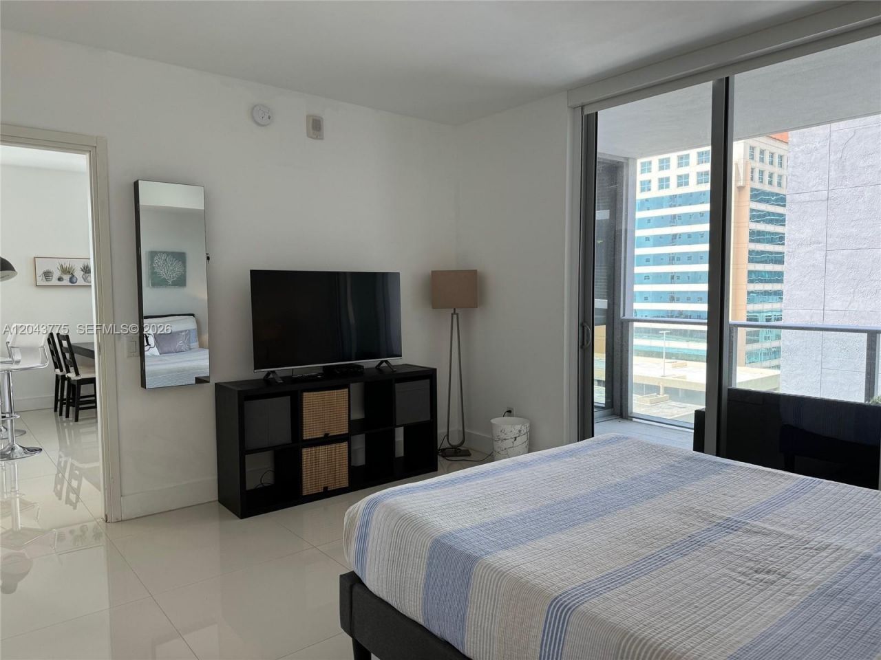 1300 Brickell Bay Dr, Unit 901, Miami, FL 33131 Photo