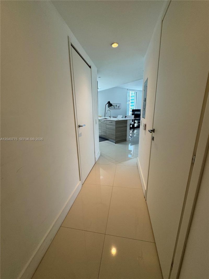 1300 Brickell Bay Dr, Unit 901, Miami, FL 33131 Photo