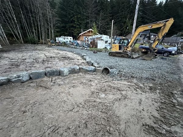 400 Macmillan Dr , Sayward, BC V0P 1R0