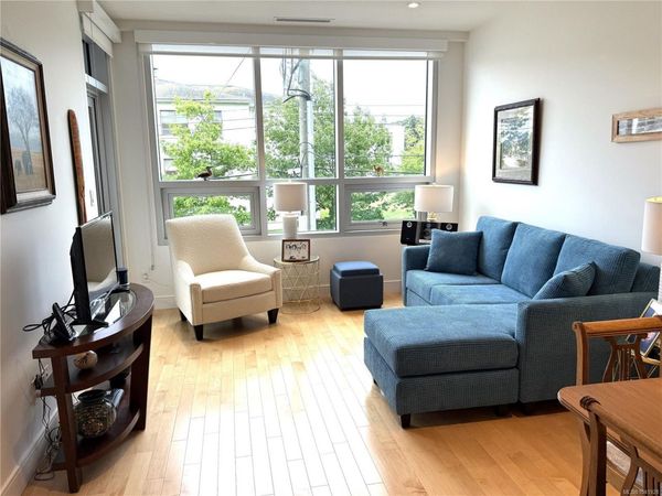 916 Lyall St , Unit #204, Esquimalt, BC V9A 5E6