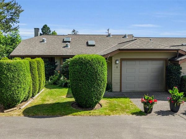 1144 Verdier Ave , Unit #1, Central Saanich, BC V8M 1K2