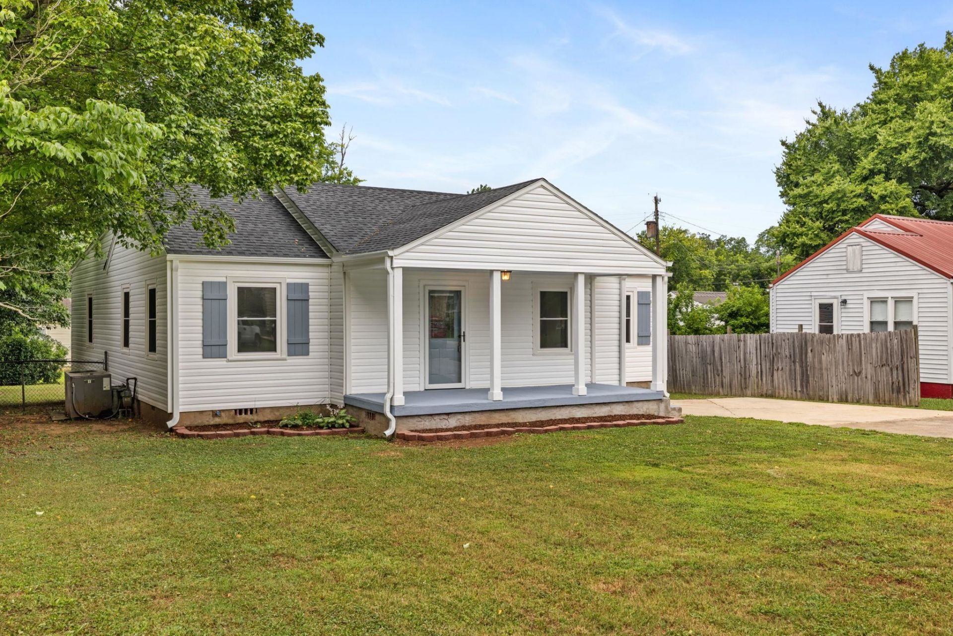 1503 High St, Sheffield, AL 35660 Main Photo