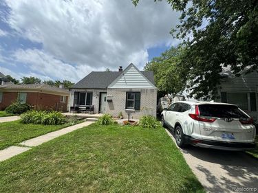 4640 Jackson Street, Dearborn Heights, MI 48125