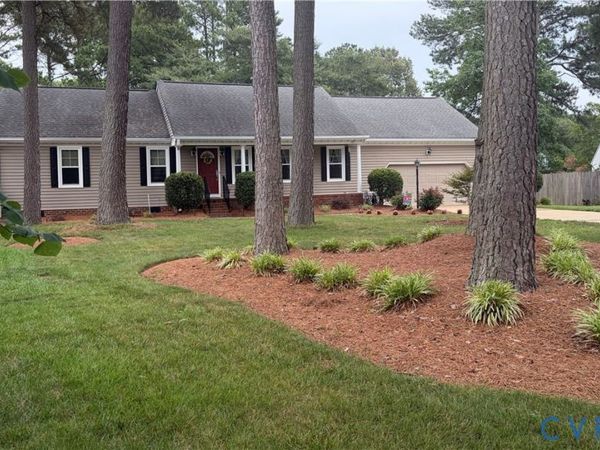 529 Wittington Drive , Chesapeake, VA 23322