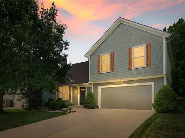 16208 S Sunset Street, Olathe, KS 66062