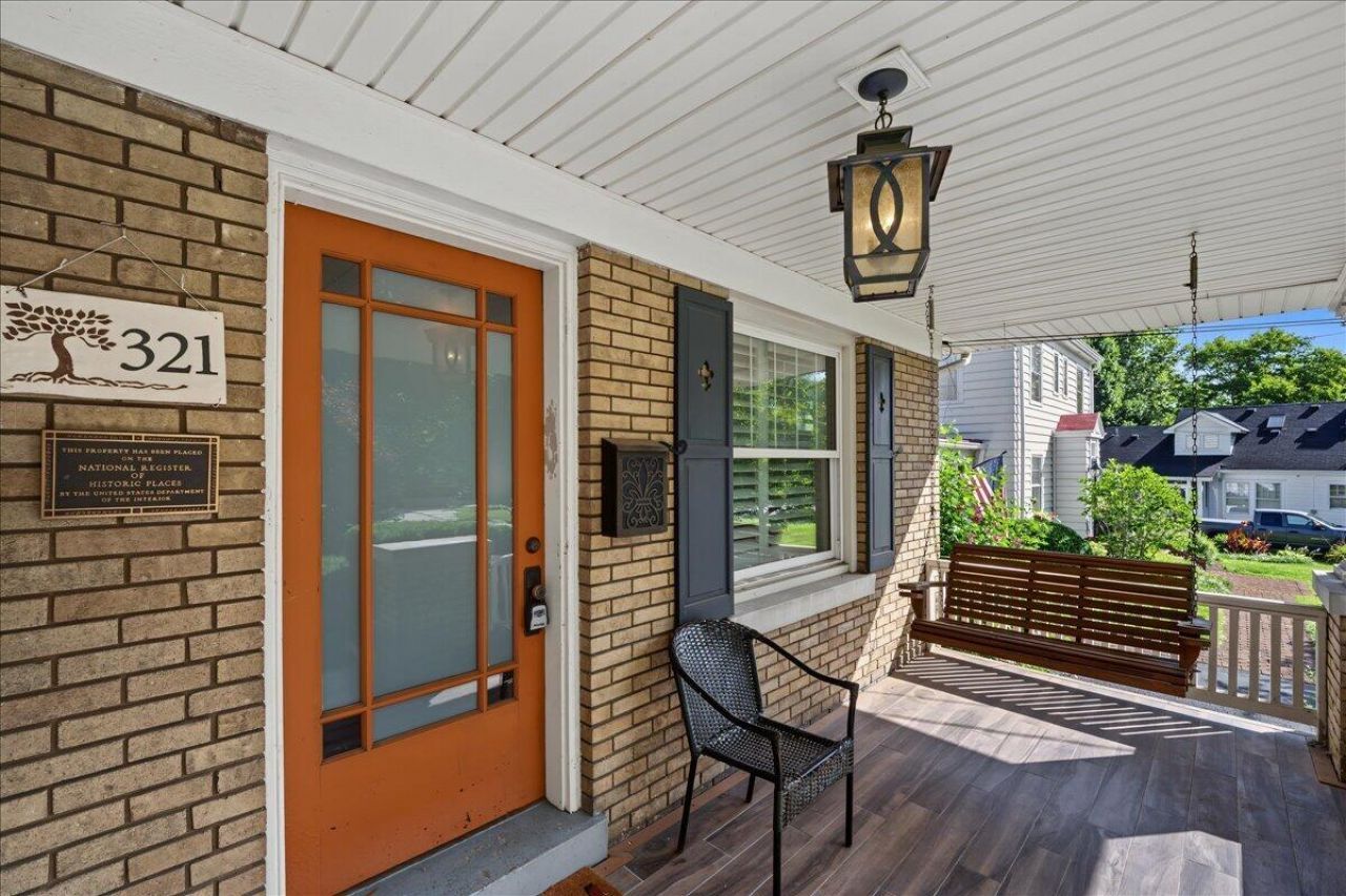 321 Mcdowell Road, Lexington, KY 40502 Main Photo