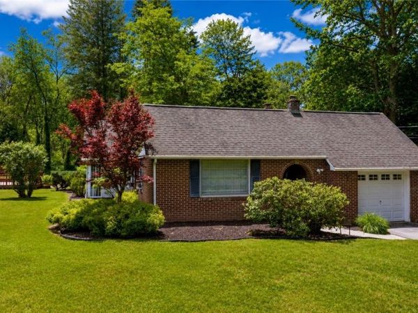 2 Chenango Avenue , Sherburne, NY 13460