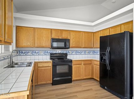 6796 Dorchester Drive, Sparks, NV 89436 Photo
