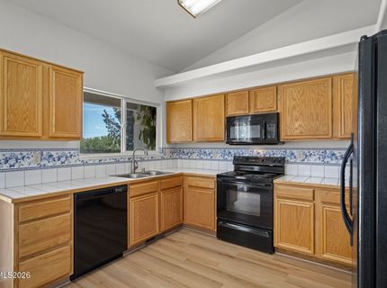 6796 Dorchester Drive, Sparks, NV 89436 Photo