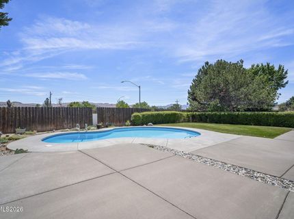 6796 Dorchester Drive, Sparks, NV 89436 Photo