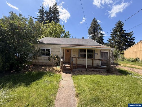 3337 Maywood Dr SE, Salem, OR 97302