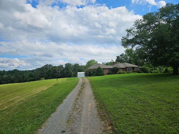 6931 Herbert Shannon Rd , Springfield, TN 37172