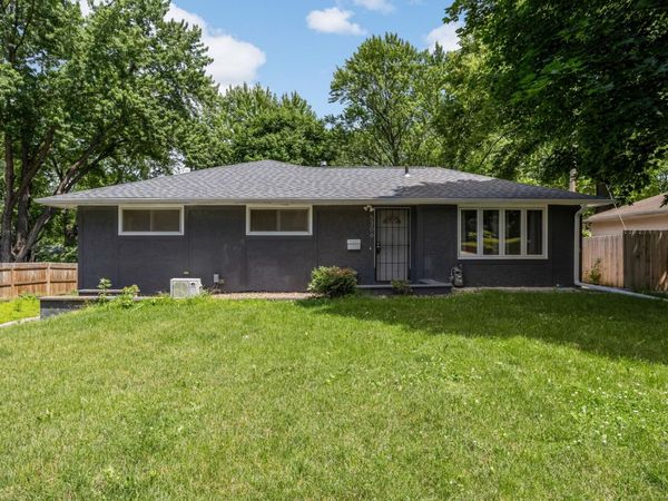 5306 Pennsylvania Avenue N, New Hope, MN 55428