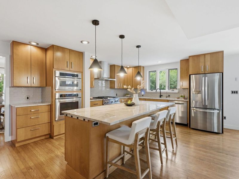 2281 Northwest Boulevard, Columbus, OH 43221 Photo 10