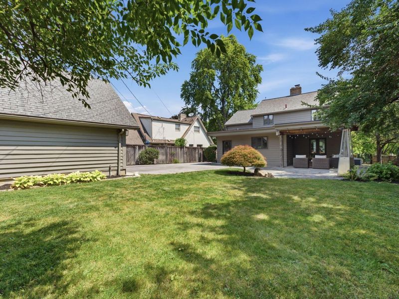 2281 Northwest Boulevard, Columbus, OH 43221 Photo 42