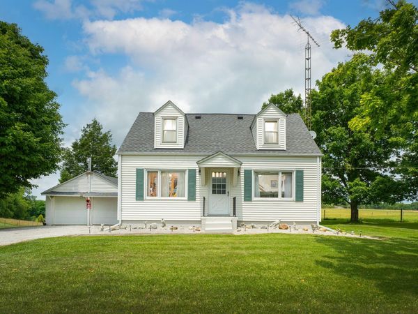 18475 Hopewell Road , Mount Vernon, OH 43050