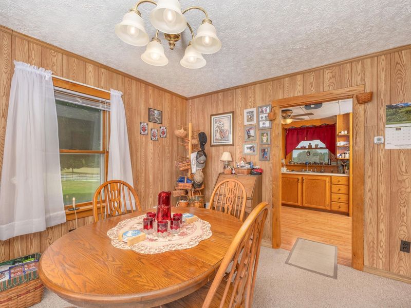 18475 Hopewell Road, Mount Vernon, OH 43050 Photo 12