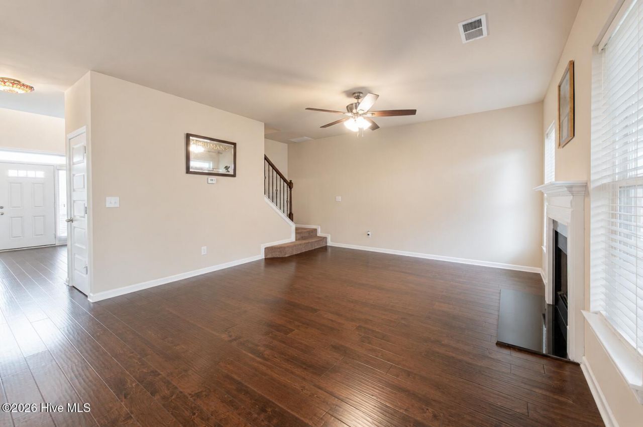 4846 Coal Creek Drive Photo 4