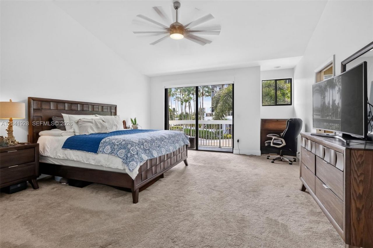 21391 Marina Cove Cir , Unit 19-K, Aventura, FL 33180 Photo
