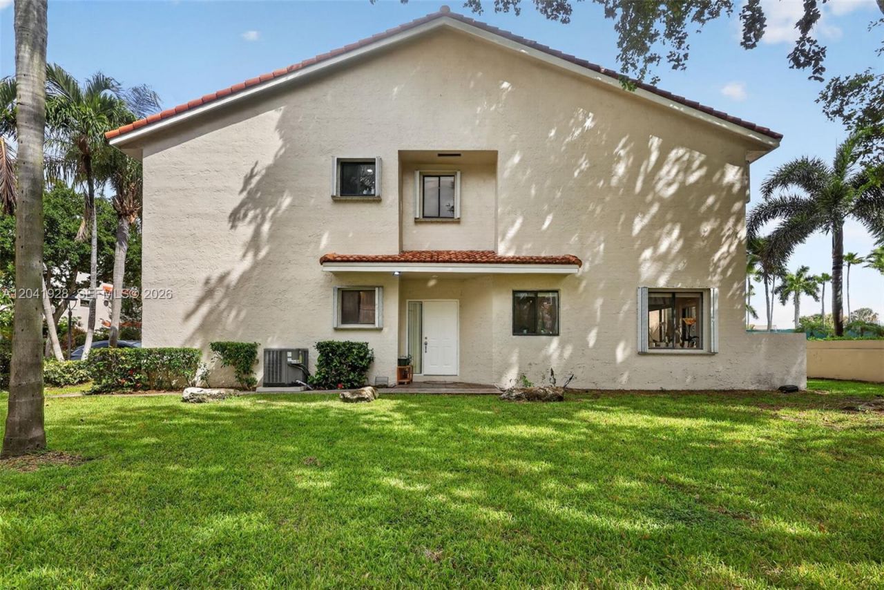 21391 Marina Cove Cir , Unit 19-K, Aventura, FL 33180 Photo