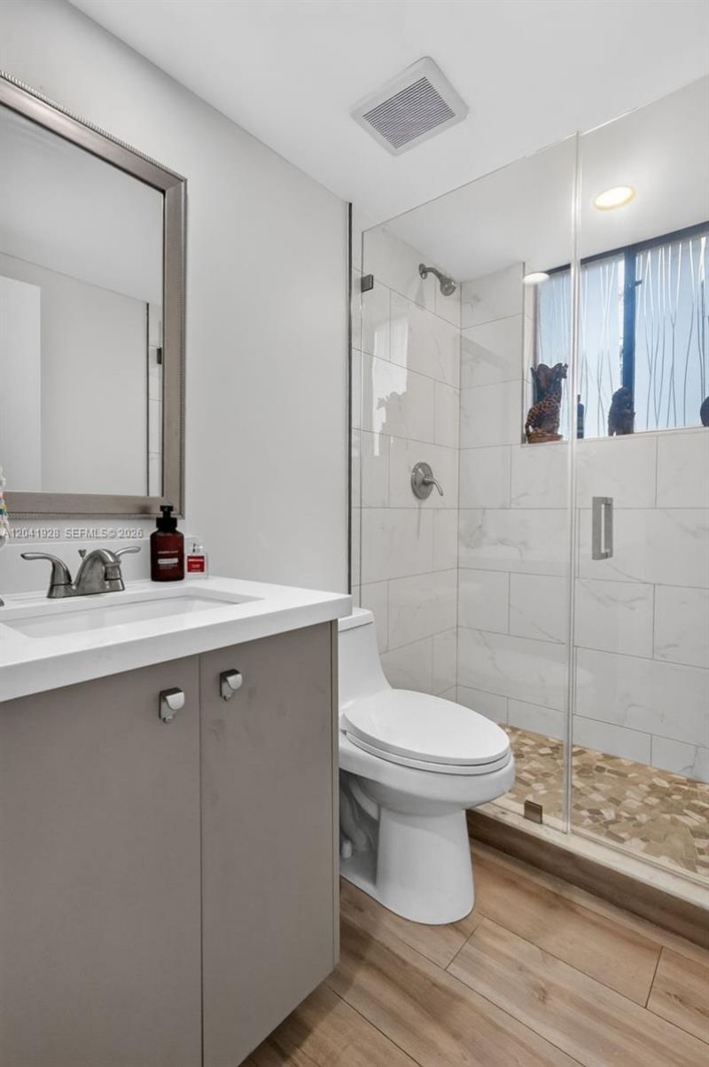 21391 Marina Cove Cir , Unit 19-K, Aventura, FL 33180 Photo