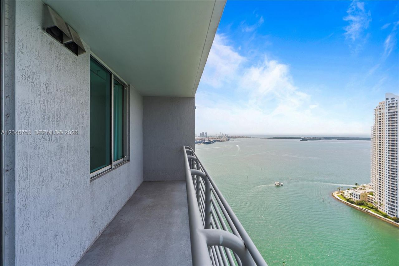 335 S Biscayne Blvd, Unit 3503, Miami, FL 33131 Photo