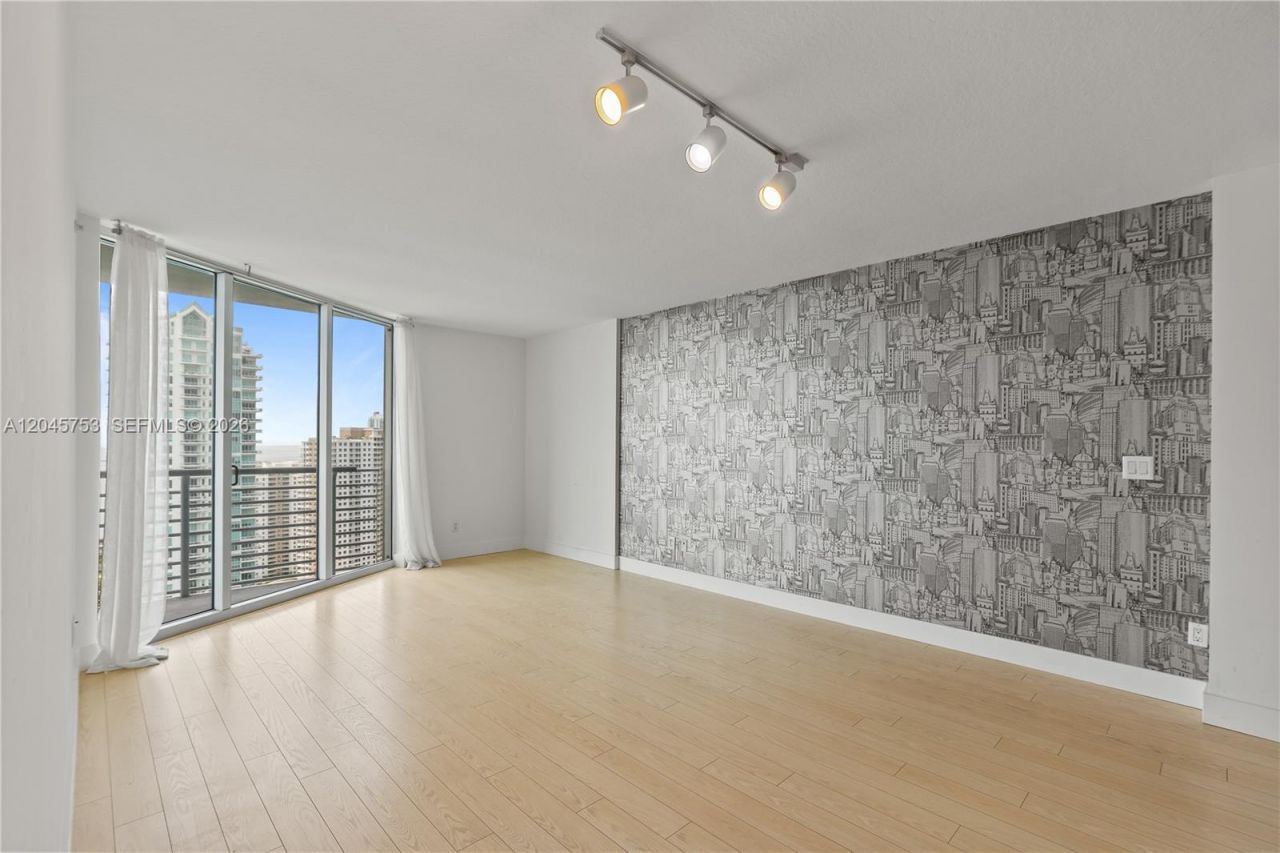 335 S Biscayne Blvd, Unit 3503, Miami, FL 33131 Photo