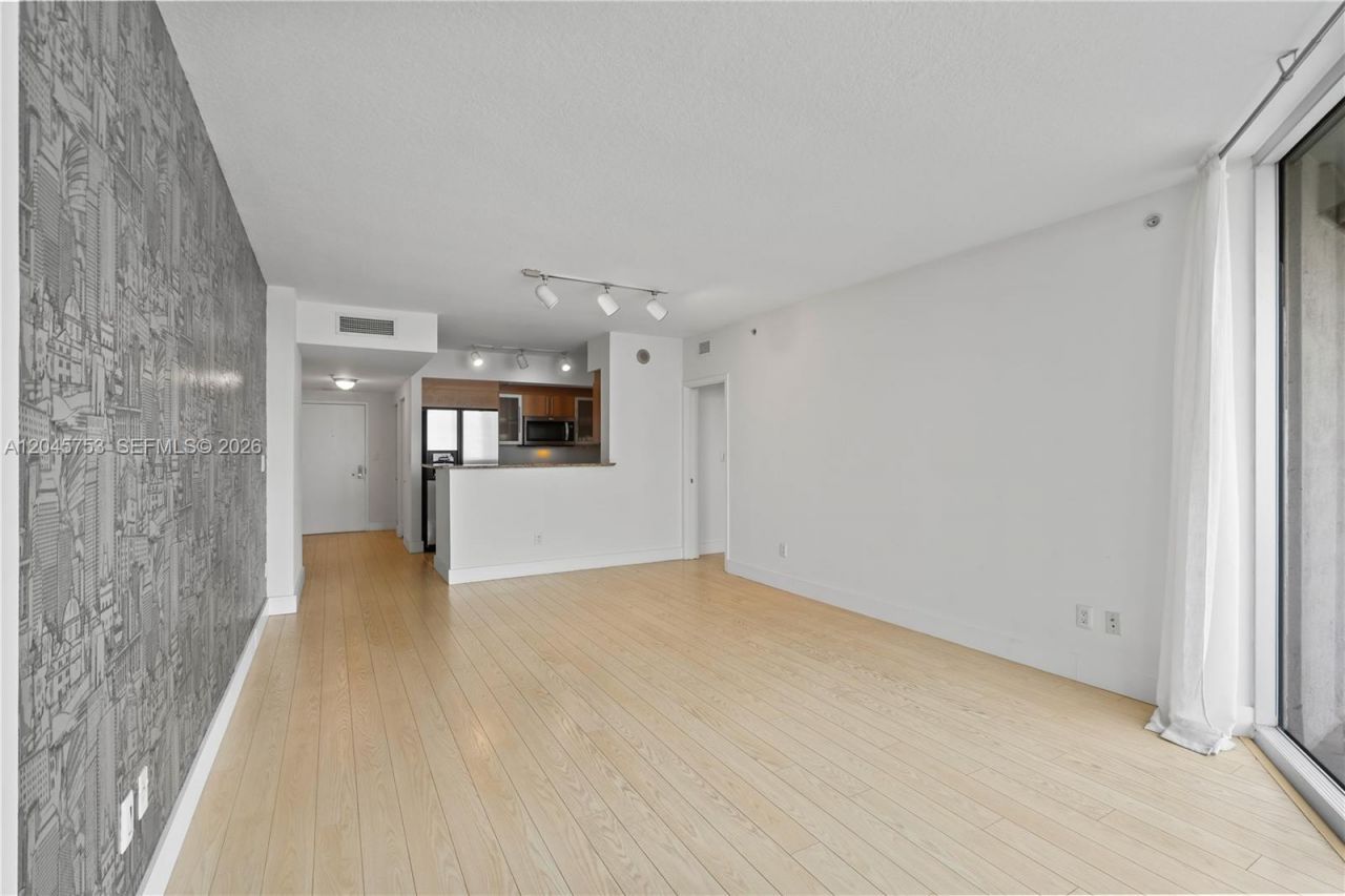 335 S Biscayne Blvd, Unit 3503, Miami, FL 33131 Photo