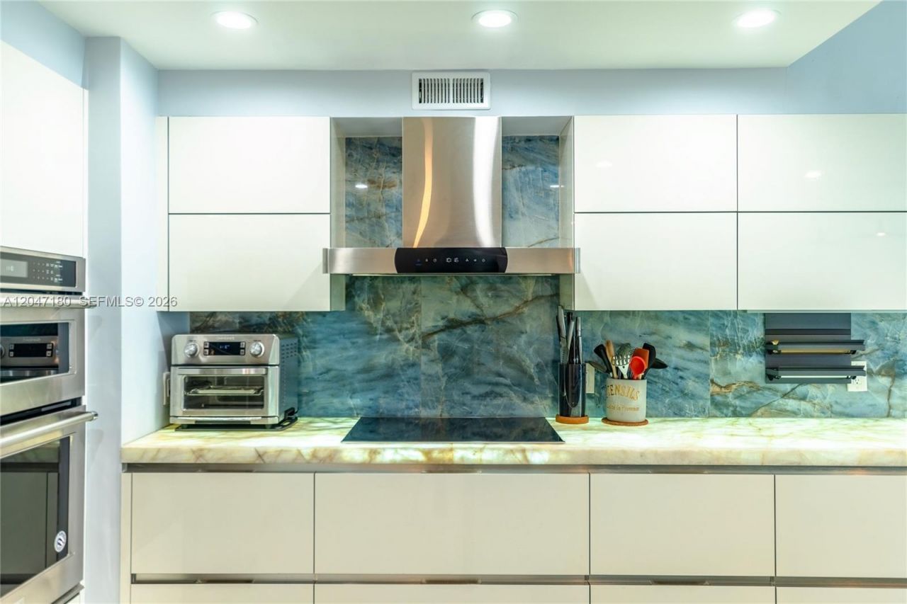 17375 Collins Ave, Unit 1206, Sunny Isles Beach, FL 33160 Photo